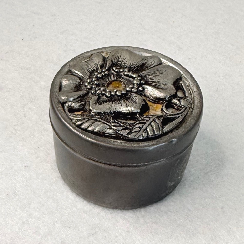 VTG Metzke Pewter‎ Floral Trinket Box Jewelry Pill Box Small Round Container
